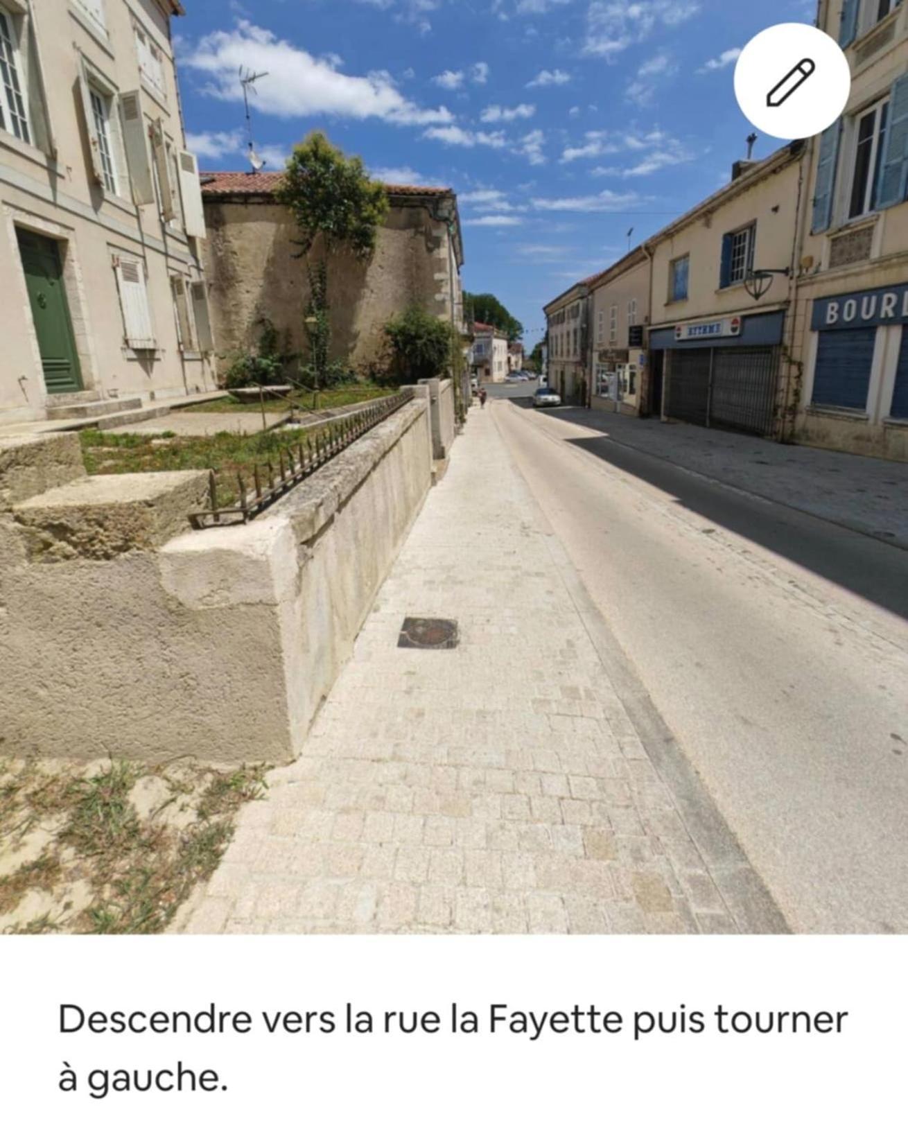 Saint-Sever  Tour Medievale Fortifiee Entierement Restaure מראה חיצוני תמונה